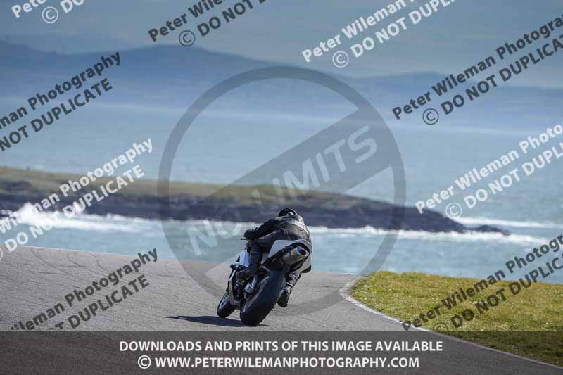 anglesey no limits trackday;anglesey photographs;anglesey trackday photographs;enduro digital images;event digital images;eventdigitalimages;no limits trackdays;peter wileman photography;racing digital images;trac mon;trackday digital images;trackday photos;ty croes